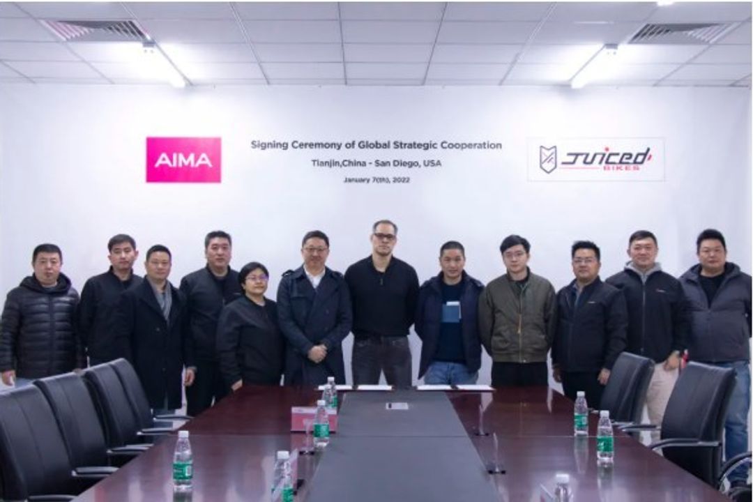 The marketing center of AIMA Technology’s international business unit was where a strategic cooperation agreement with Juiced Bikes was signed in Tianjin, China on January 7, a key step in AIMA Technology’s global expansion plan.